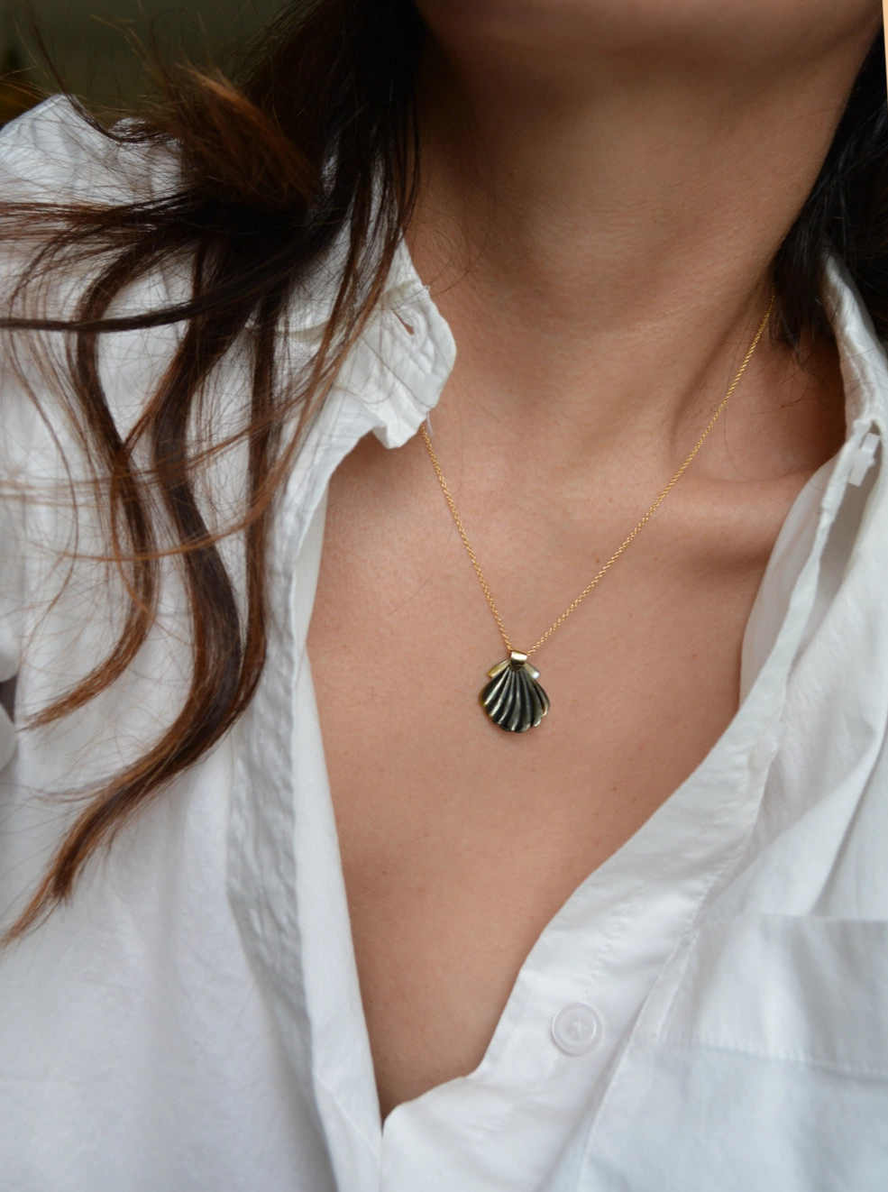 Black Pearl Shell Necklace