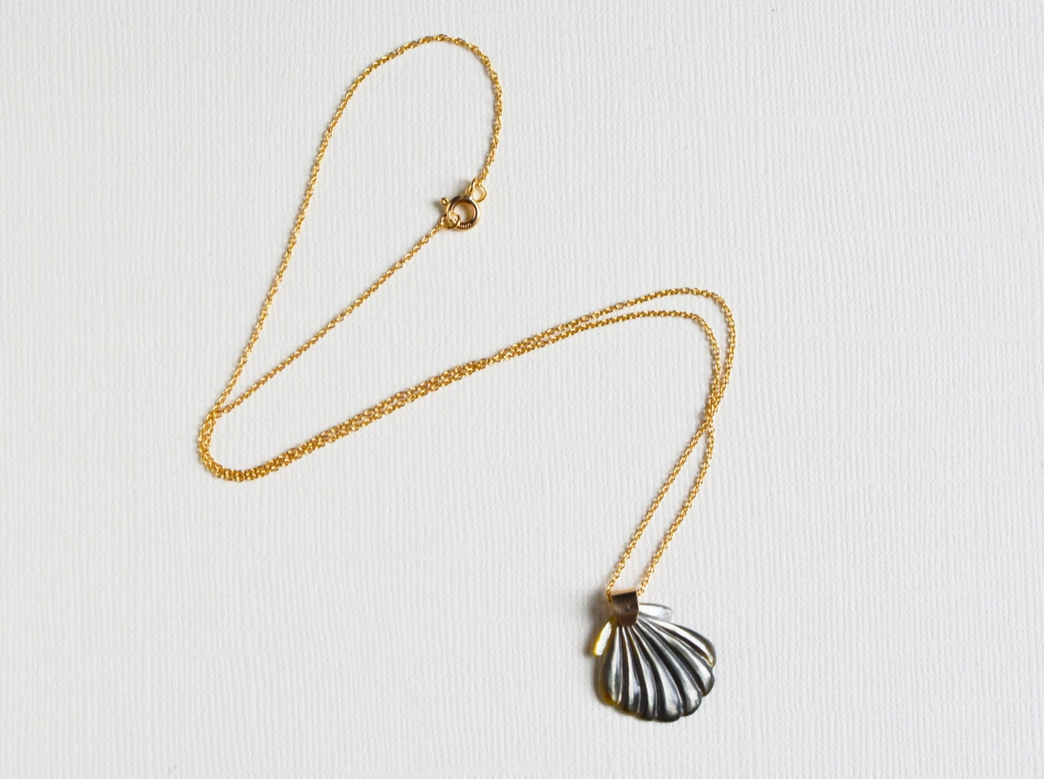 Black Pearl Shell Necklace